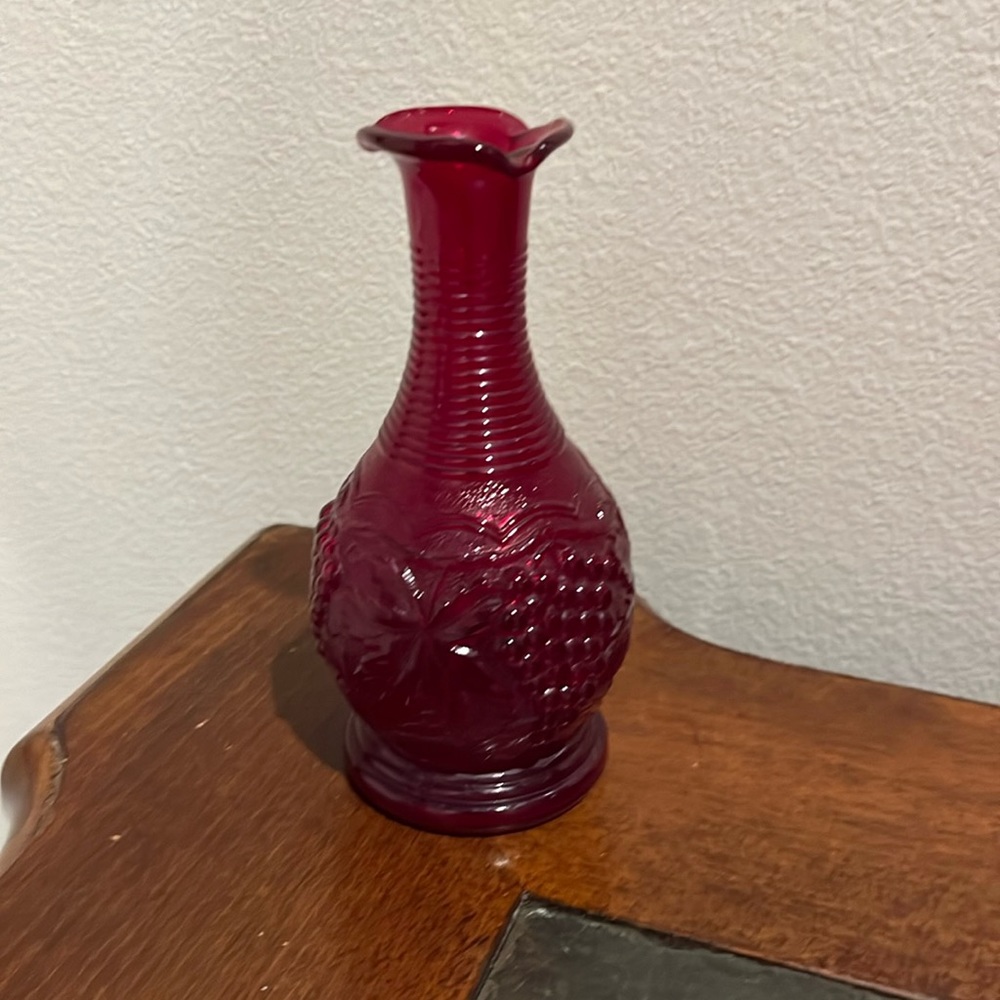 Vintage Imperial Glass Ruby Red Ruffled pressed Glass Vase 6”